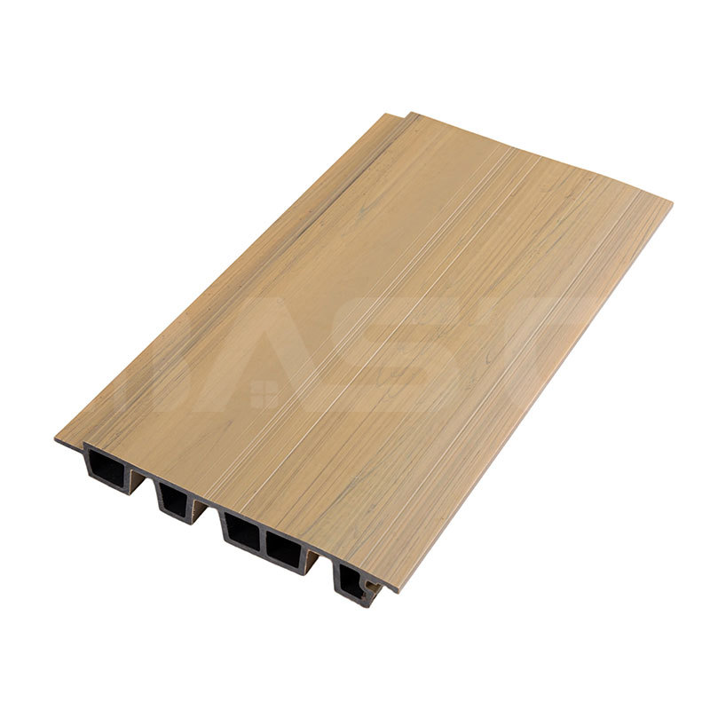 Il decking composito fa caldo in estate? L'onesta verità